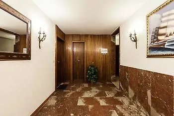 Cappucci Home Holidays Rome 3*,